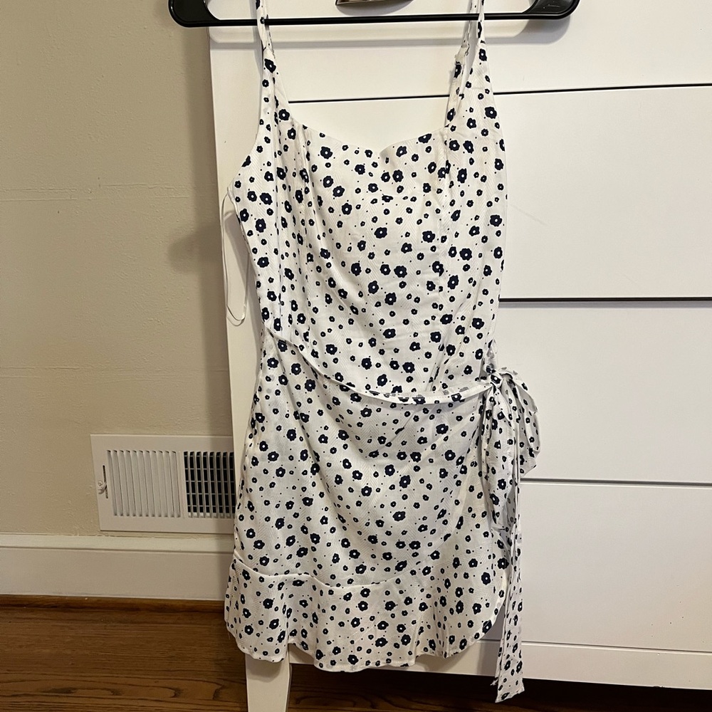 Princess Polly dress size 2